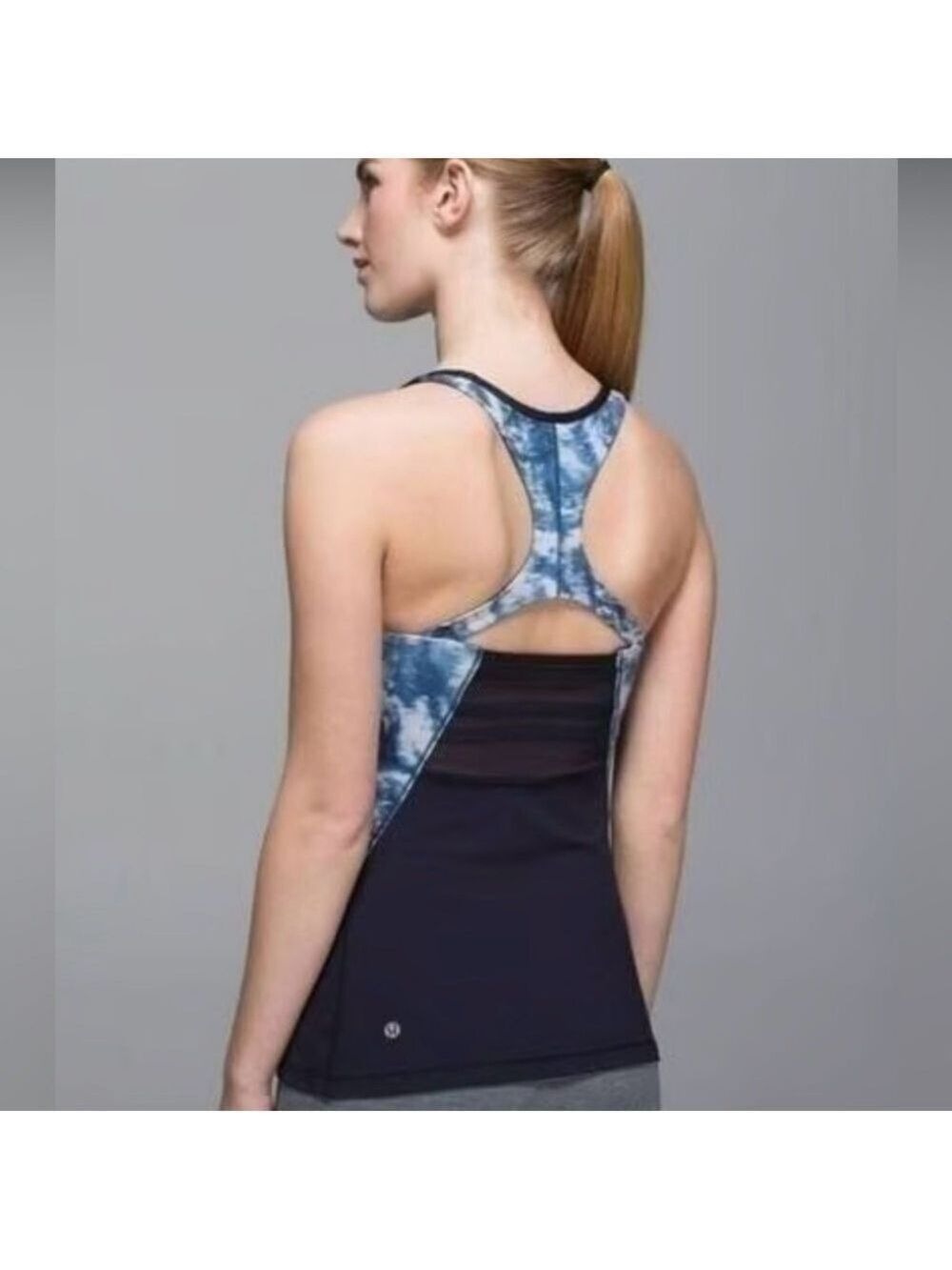 Lululemon “Mesh with me” size 8 Tank Top